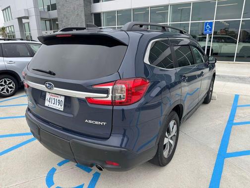 2023 Subaru Ascent Premium 8-Passenger