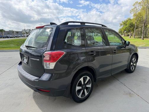2018 Subaru Forester 2.5i