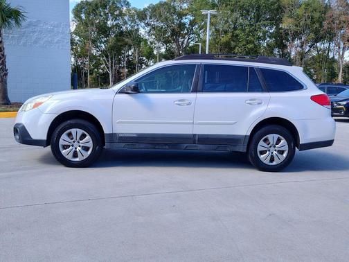 2013 Subaru Outback 2.5i