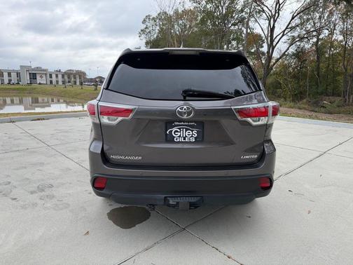 2016 Toyota Highlander Limited