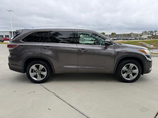 2016 Toyota Highlander Limited