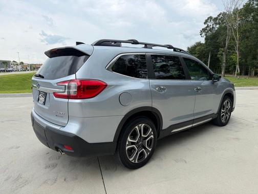Ice Silver Metallic 2024 Subaru Ascent Touring 7-Passenger