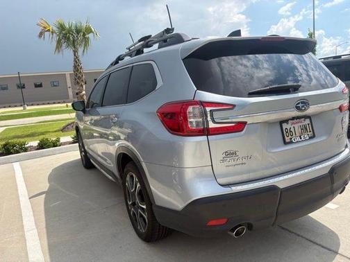 Ice Silver Metallic 2024 Subaru Ascent Touring 7-Passenger