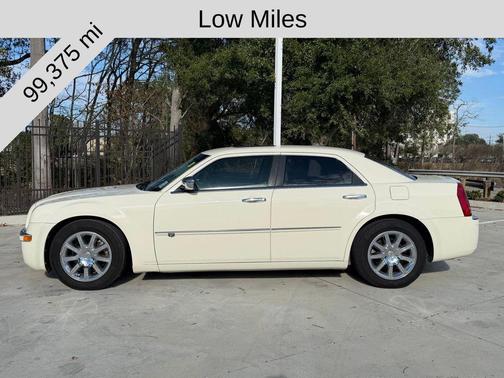 2010 Chrysler 300C Hemi