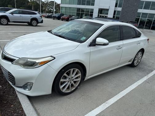 2014 Toyota Avalon XLE