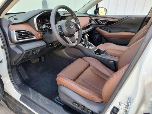 2025 Subaru Outback Touring XT