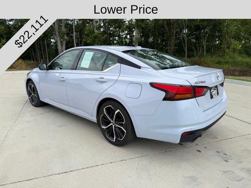 Gray Sky Pearl 2024 Nissan Altima SR FWD