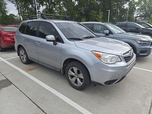 Ice Silver Metallic 2016 Subaru Forester 2.5i Premium