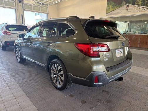 2019 Subaru Outback 3.6R Touring