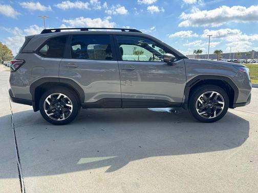 2025 Subaru Forester Hybrid Premium