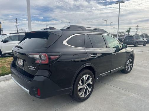 2021 Subaru Outback Touring