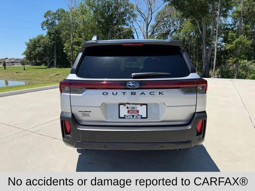Ice Silver Metallic 2026 Subaru Outback Limited XT
