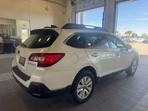 2019 Subaru Outback 2.5i Premium