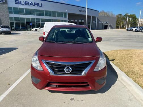 2018 Nissan Versa 1.6 SV