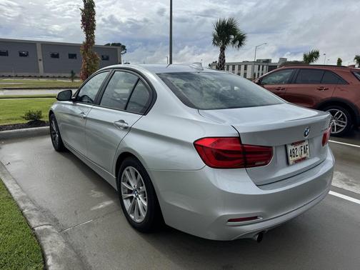 2017 BMW 320 i