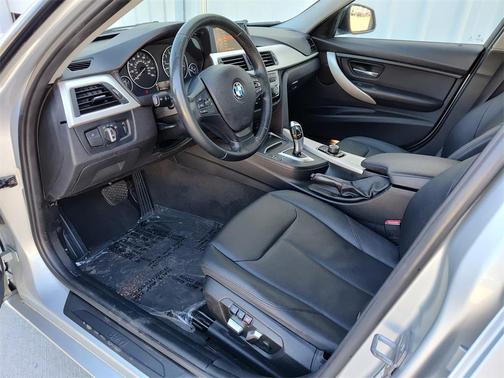 2017 BMW 320 i