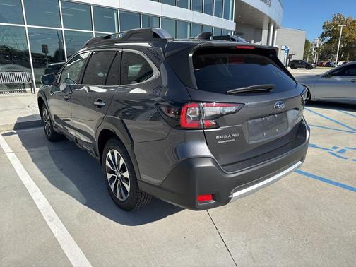 2025 Subaru Outback Touring