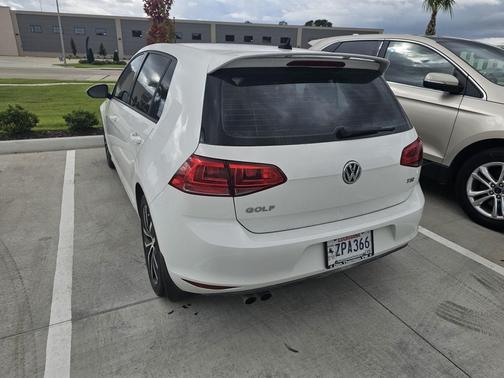 2015 Volkswagen Golf Auto TSI SE