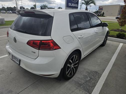 2015 Volkswagen Golf Auto TSI SE