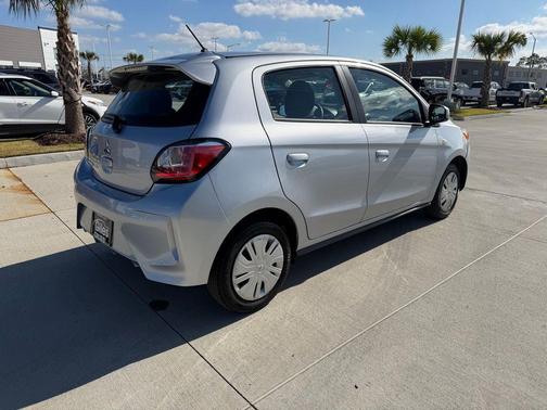 2024 Mitsubishi Mirage ES