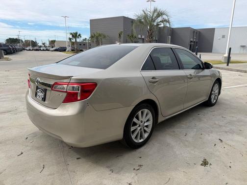 2013 Toyota Camry XLE