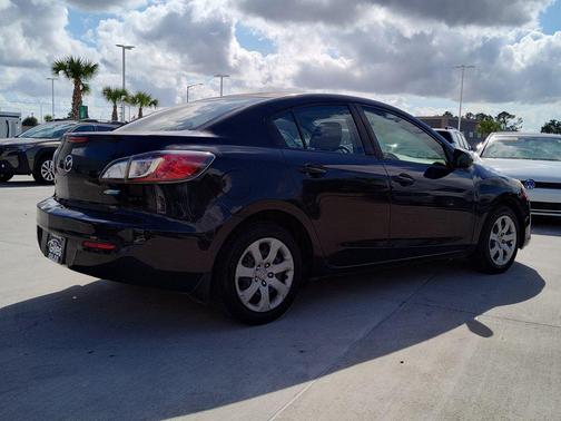 2013 Mazda Mazda3 i Sport