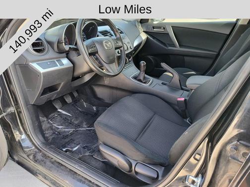 2013 Mazda Mazda3 i Sport