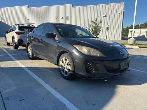 2013 Mazda Mazda3 i Sport