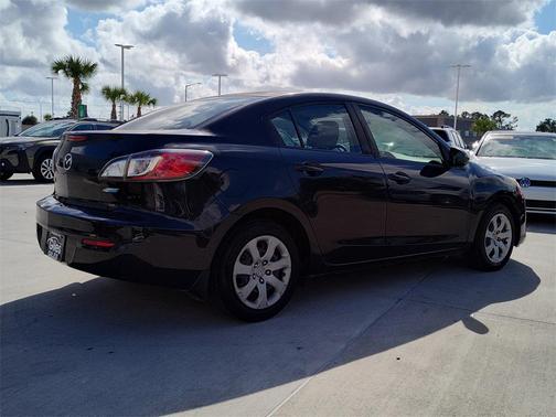 2013 Mazda Mazda3 i Sport