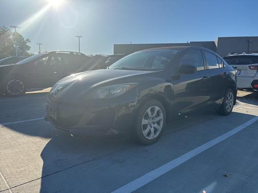 2013 Mazda Mazda3 i Sport