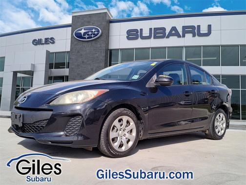 2013 Mazda Mazda3 i Sport