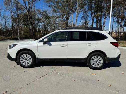 2018 Subaru Outback 2.5i Premium