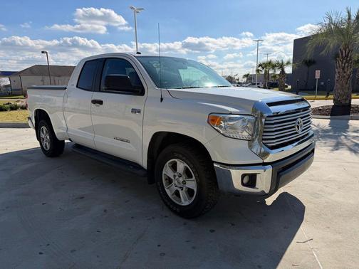 2016 Toyota Tundra SR5