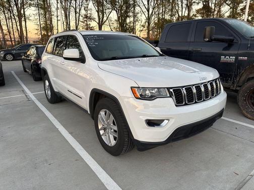 2018 Jeep Grand Cherokee Laredo E
