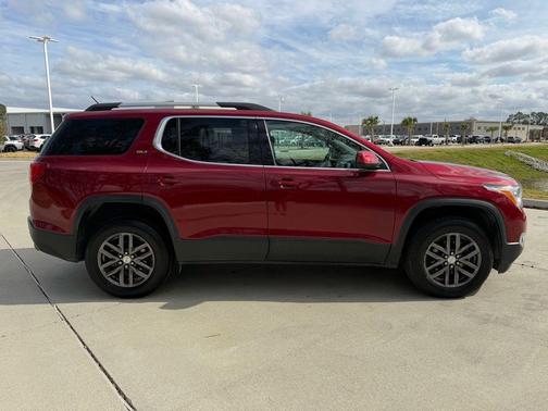 2019 GMC Acadia SLT-1