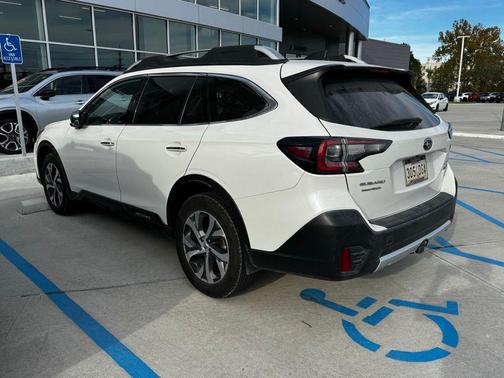 2020 Subaru Outback Touring XT