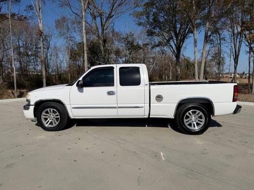2005 GMC Sierra 1500 SLE Extended Cab