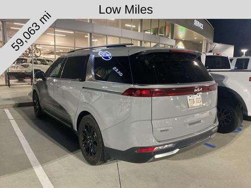 2024 Kia Carnival SX