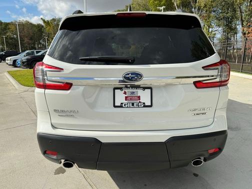 2025 Subaru Ascent Limited 7-Passenger