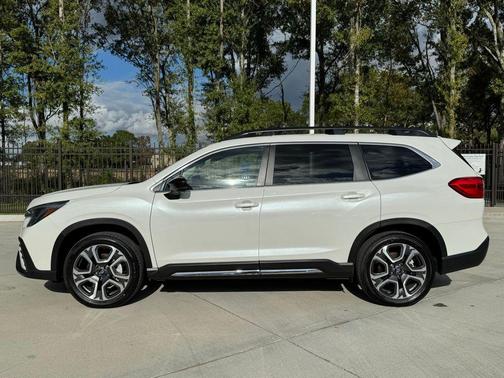 2025 Subaru Ascent Limited 7-Passenger