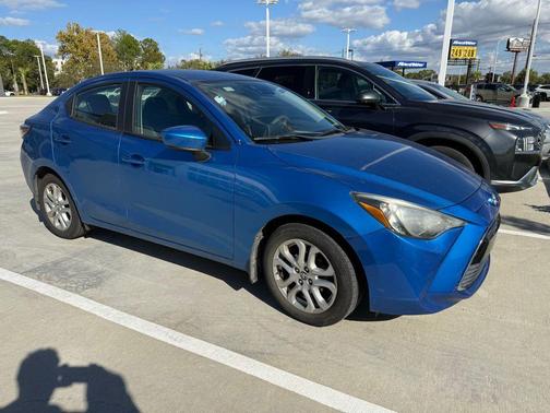 2017 Toyota Yaris iA Base