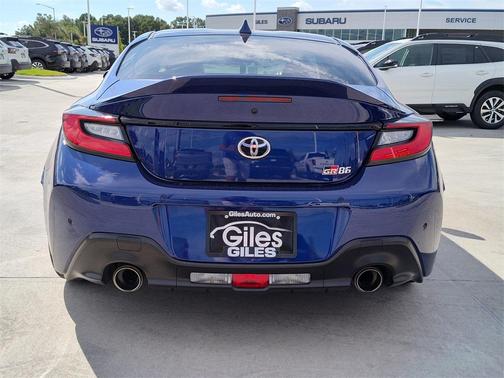 2023 Toyota GR86 Premium