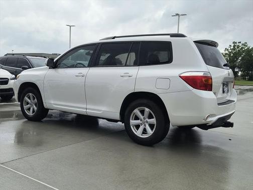 2010 Toyota Highlander SE