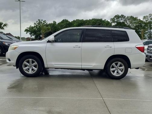 2010 Toyota Highlander SE