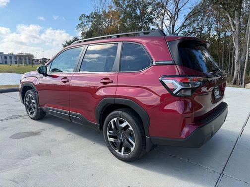 2025 Subaru Forester Hybrid Premium