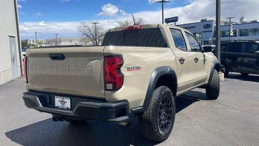 Sand Dune Metallic 2024 Chevrolet Colorado Trail Boss