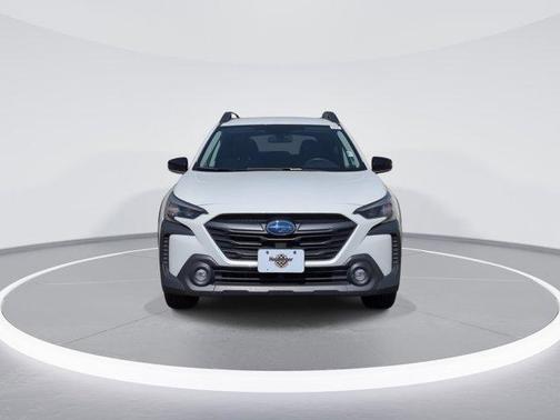 Crystal White Pearl 2023 Subaru Outback Premium