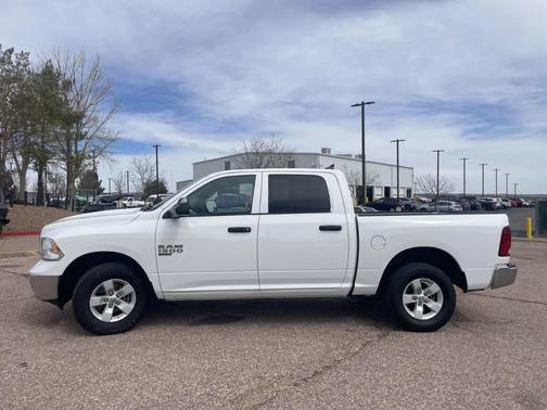 Bright White Clearcoat 2023 RAM 1500 Classic SLT