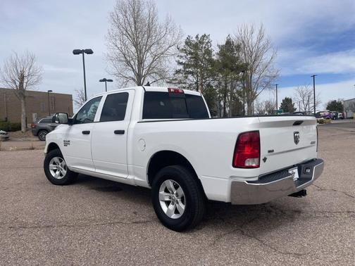 Bright White Clearcoat 2023 RAM 1500 Classic SLT