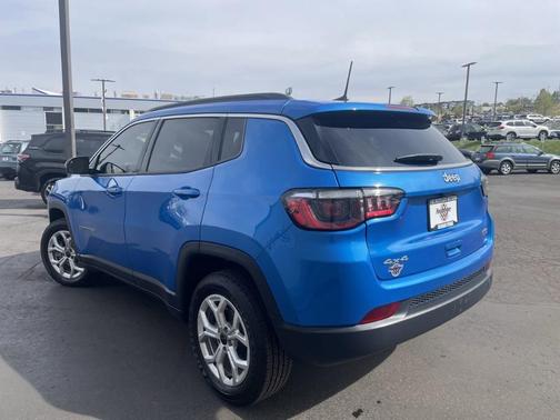 Hydro Blue Pearlcoat 2025 Jeep Compass Latitude